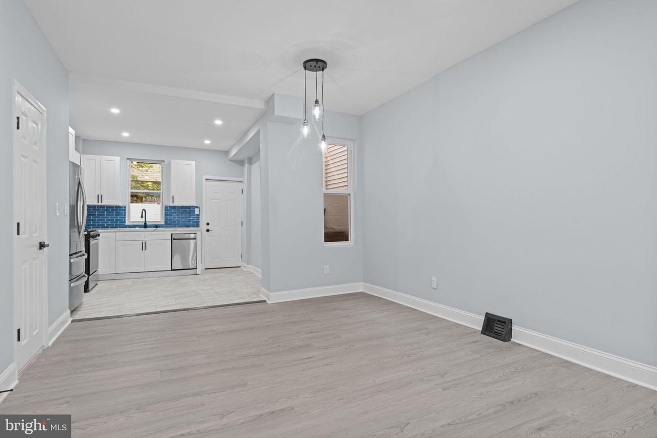 1612 S 24th St - Photo 4 of 24
