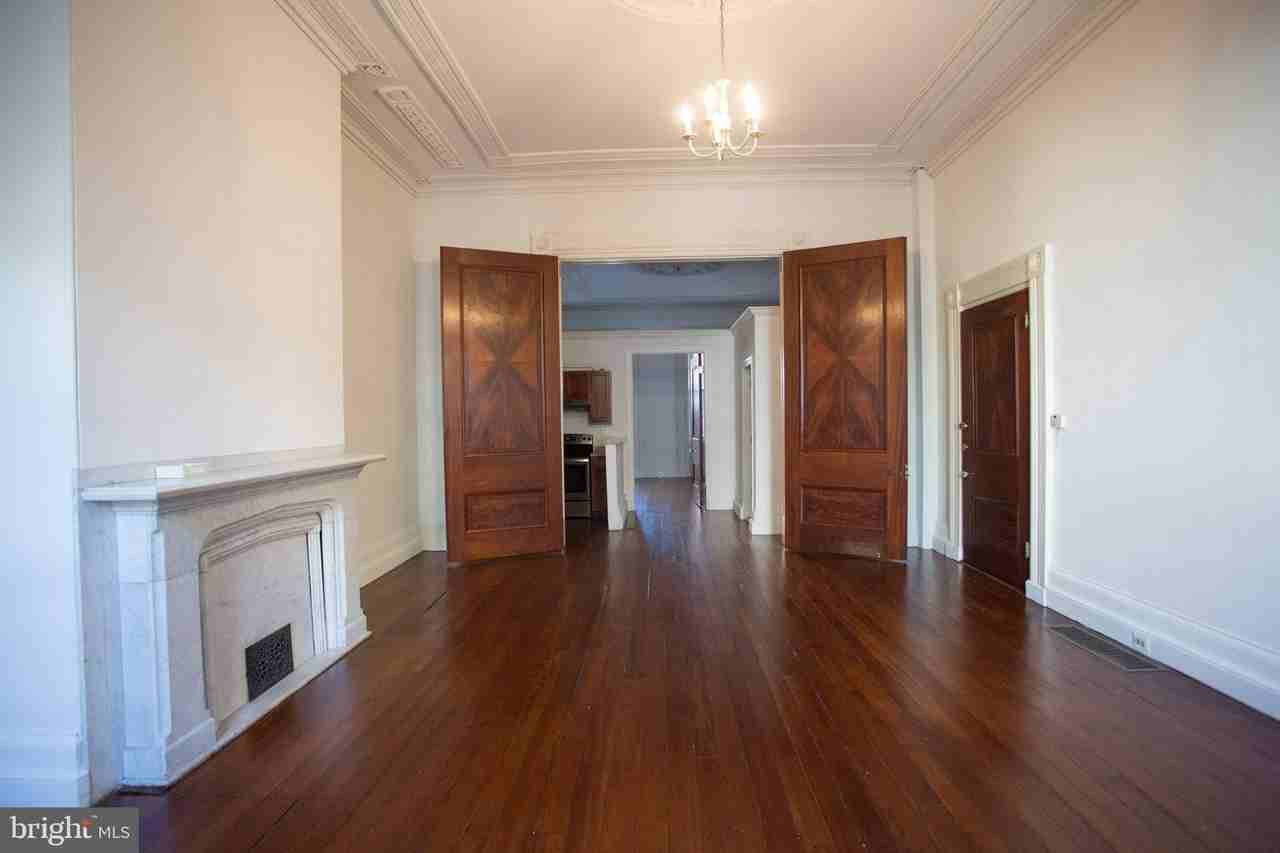 916 Spruce St #2R - Photo 2 of 13