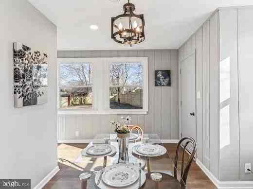 3141 Chepstow Ln - Photo 7 of 16
