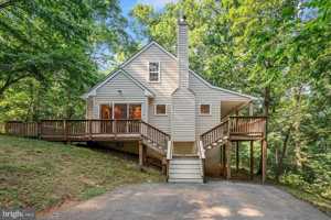 featured image of 175 Easy Hollow Rd