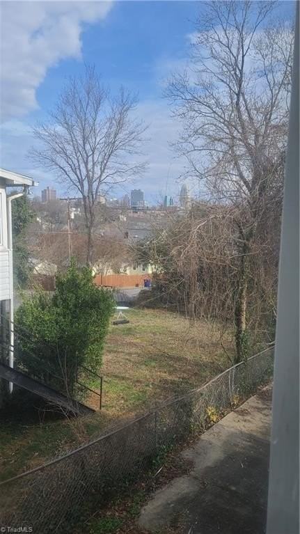405 Sunset Dr #B - Photo 2 of 18