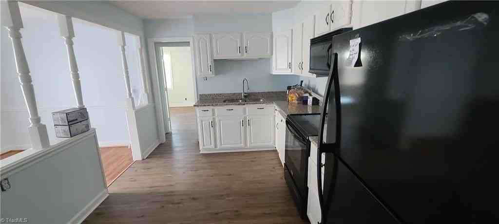 405 Sunset Dr #B - Photo 7 of 18