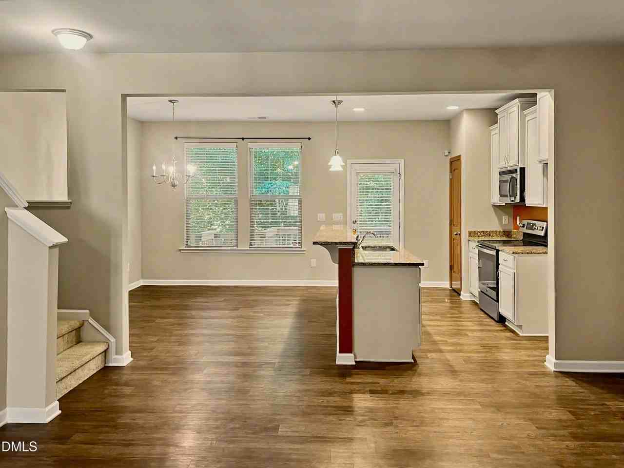 1442 Montonia St - Photo 4 of 20