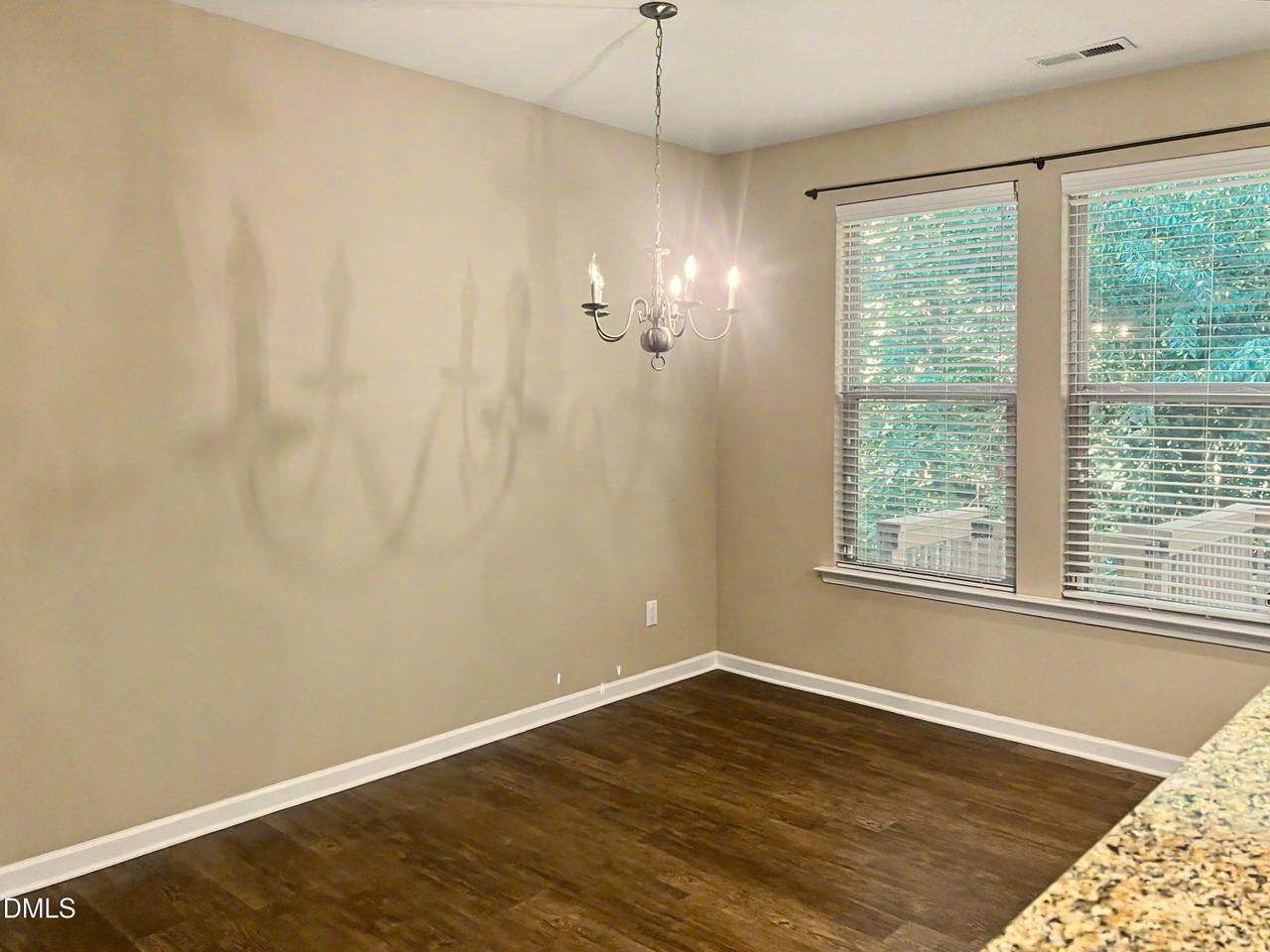 1442 Montonia St - Photo 6 of 20