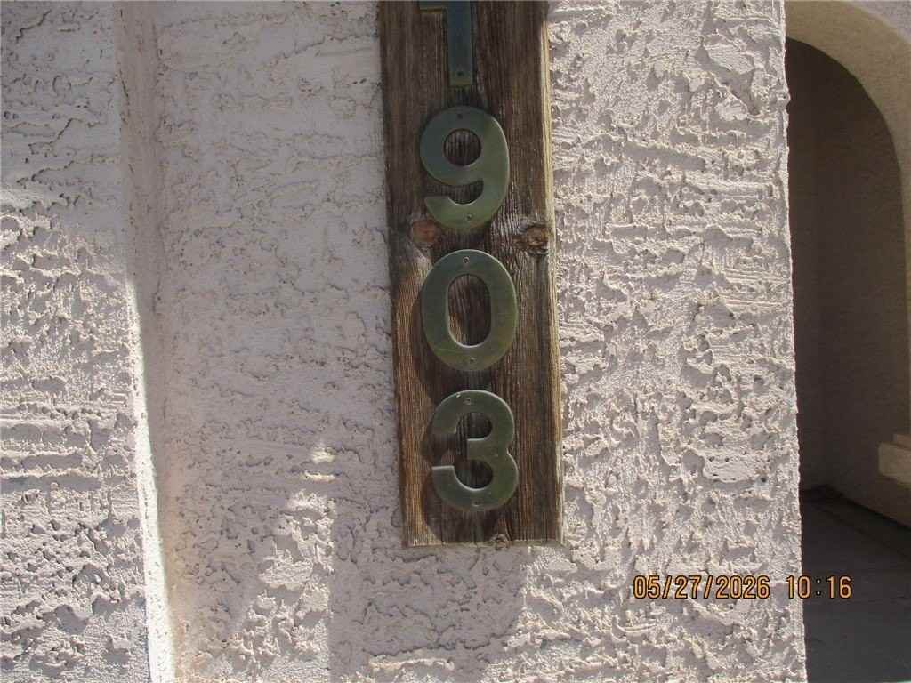 1903 E Owens Lake Dr - Photo 2 of 29
