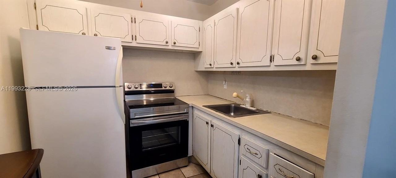 134 Coventry F #134 - Photo 5 of 38