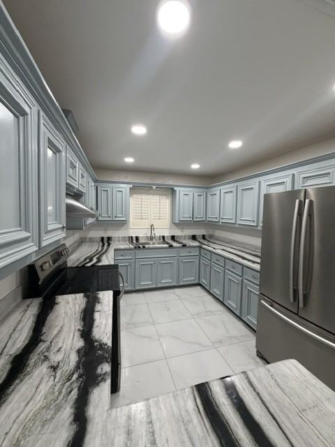 4304 W Rogers Rd #1 - Photo 2 of 16