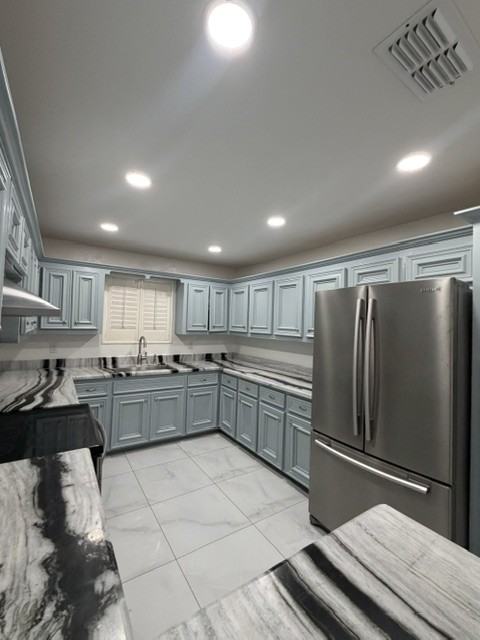 4304 W Rogers Rd #1 - Photo 3 of 16