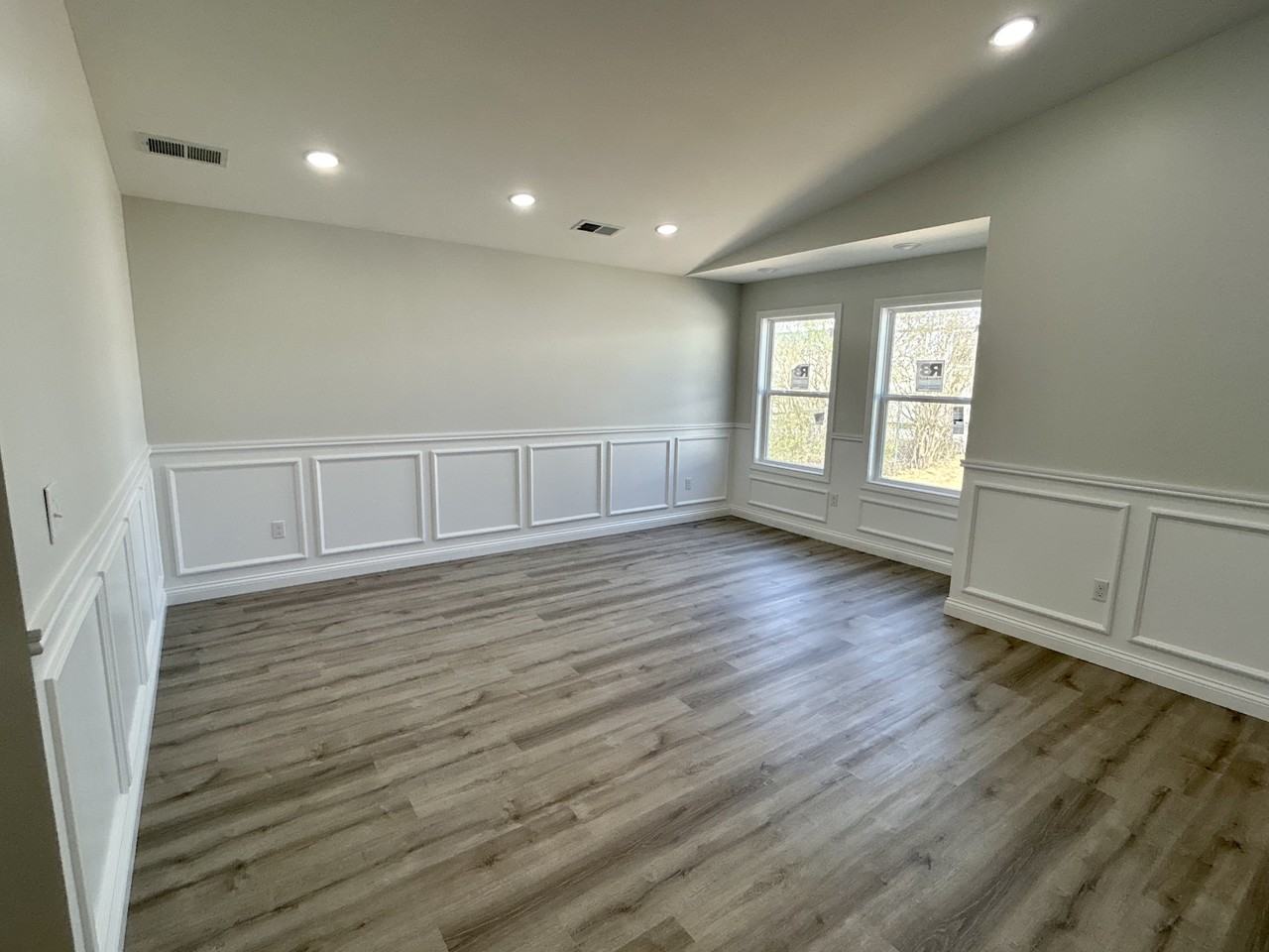 75 Bluegrass Dr #1 - Photo 3 of 13