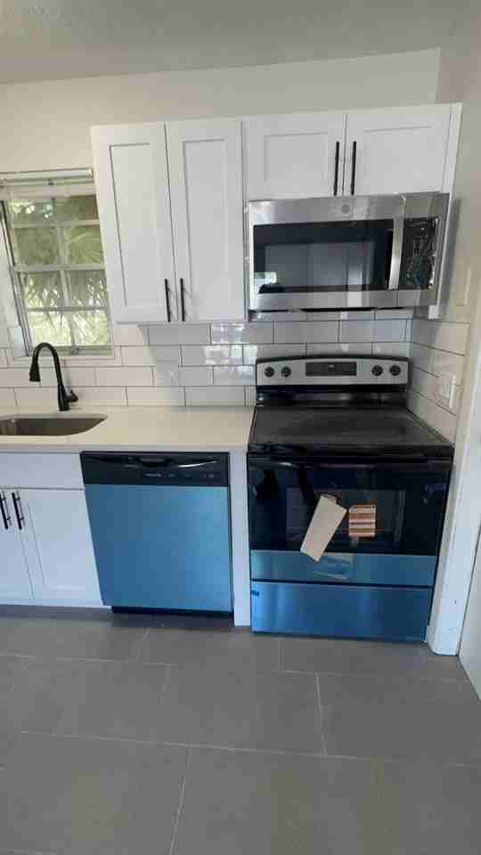 5984 Windsor Forest DriveUnit - 6 #5984-6 - Photo 3 of 9