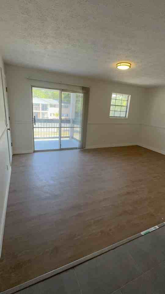 5984 Windsor Forest DriveUnit - 6 #5984-6 - Photo 4 of 9