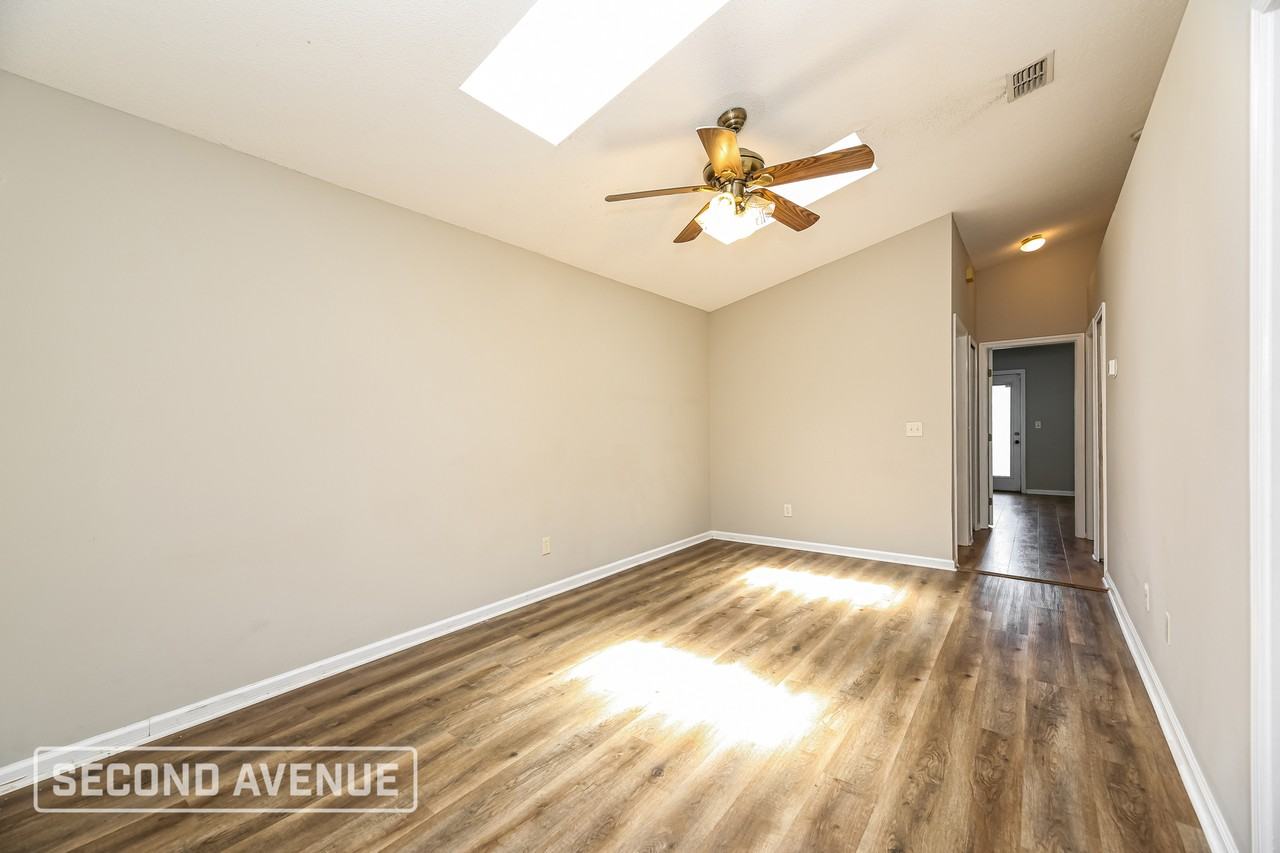 5647 Ellis Trace Dr - Photo 5 of 22