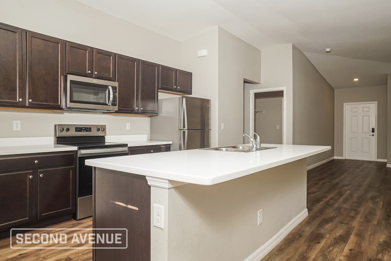 17424 Poston Ave - Photo 5 of 26