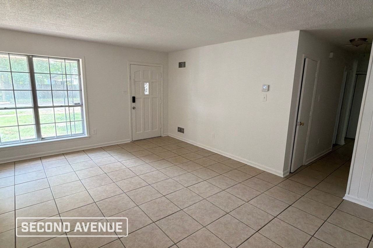 5052 Cedrick Ave - Photo 2 of 16