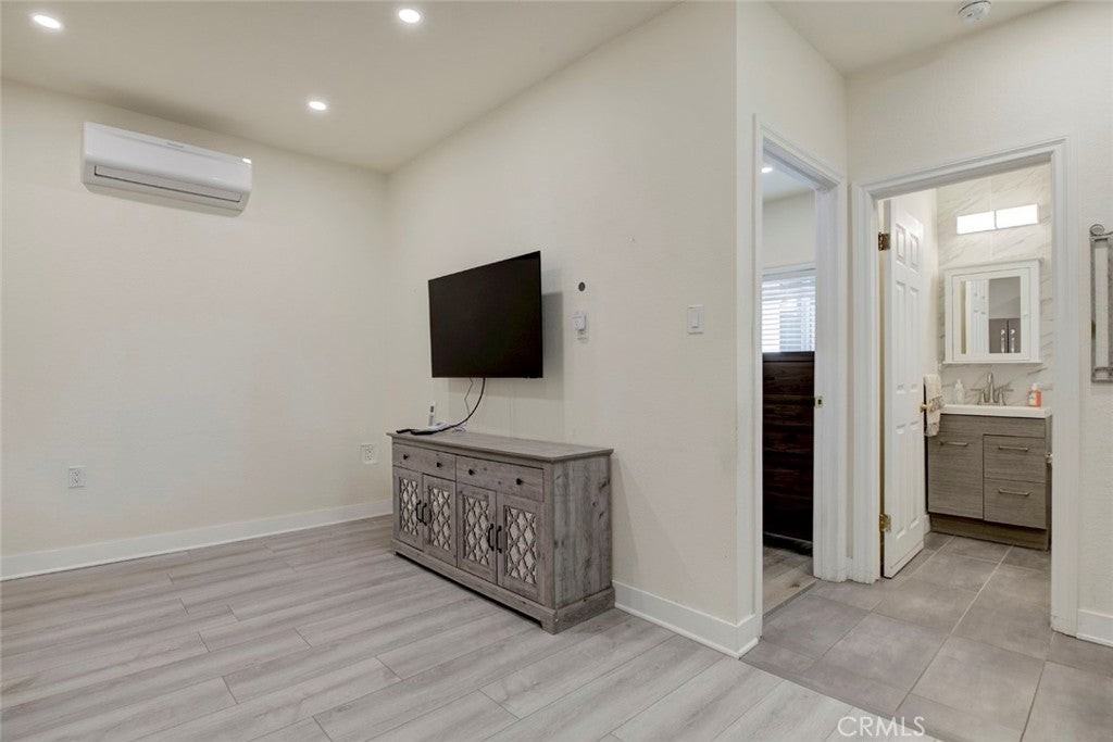 16615 Los Alimos St - Photo 5 of 10