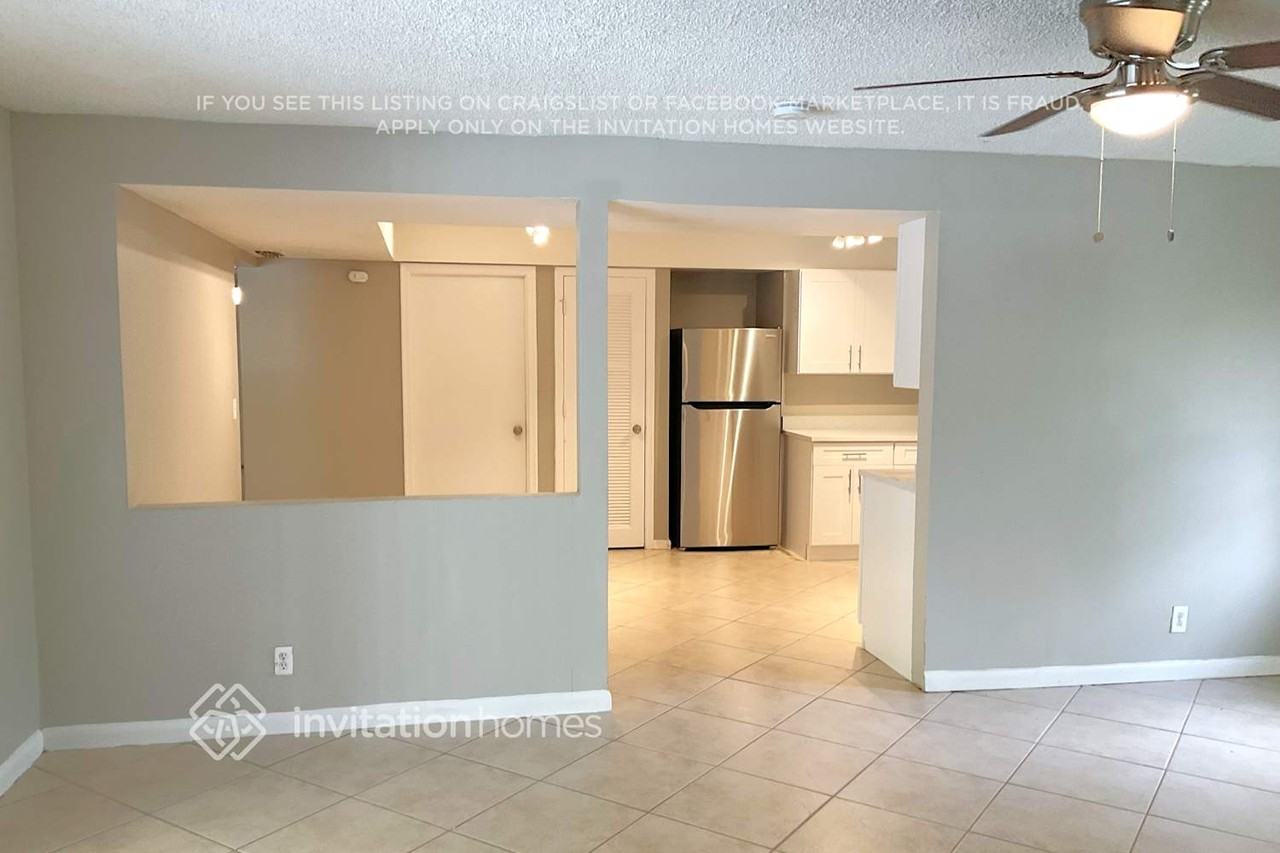11090 Glenwood Dr - Photo 6 of 16