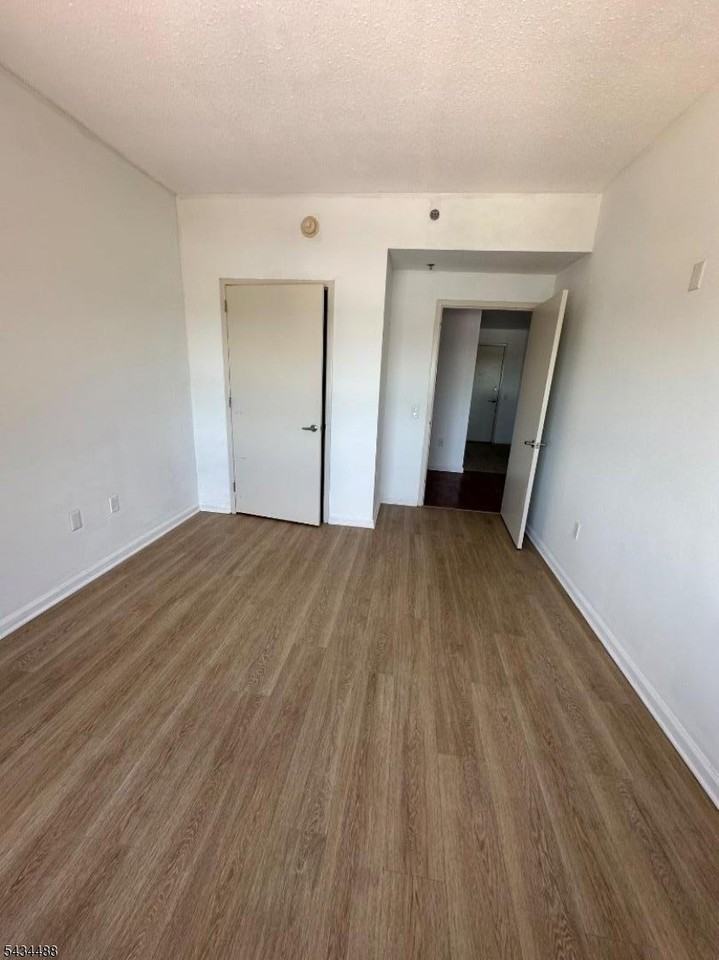 1 Carriage City Plz - Photo 2 of 12