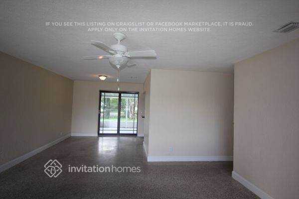 1848 Sw 37th Ave - Photo 4 of 12