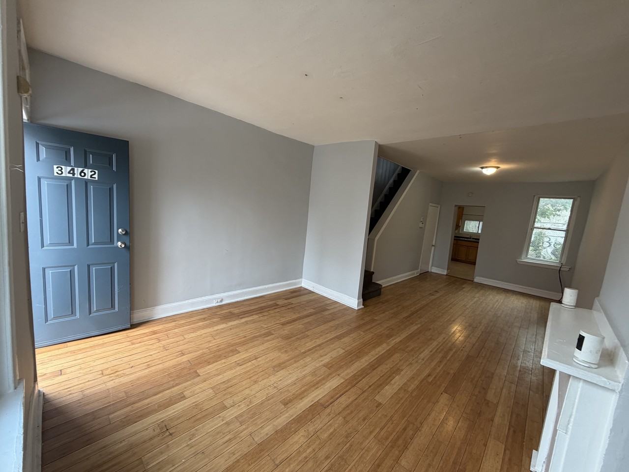 3462 N Lee St #1 - Photo 4 of 10