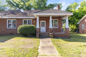 featured image of 717 Holloway Ave #1