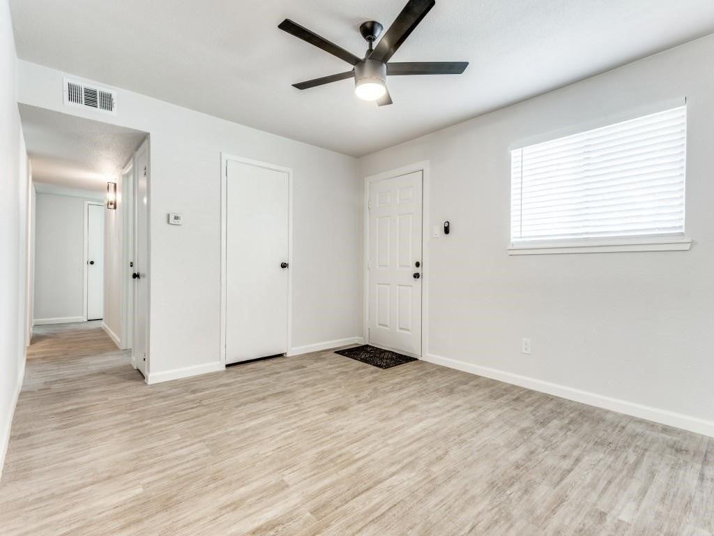 1814 Burke Dr - Photo 2 of 12