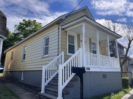 featured image of 578 Main St