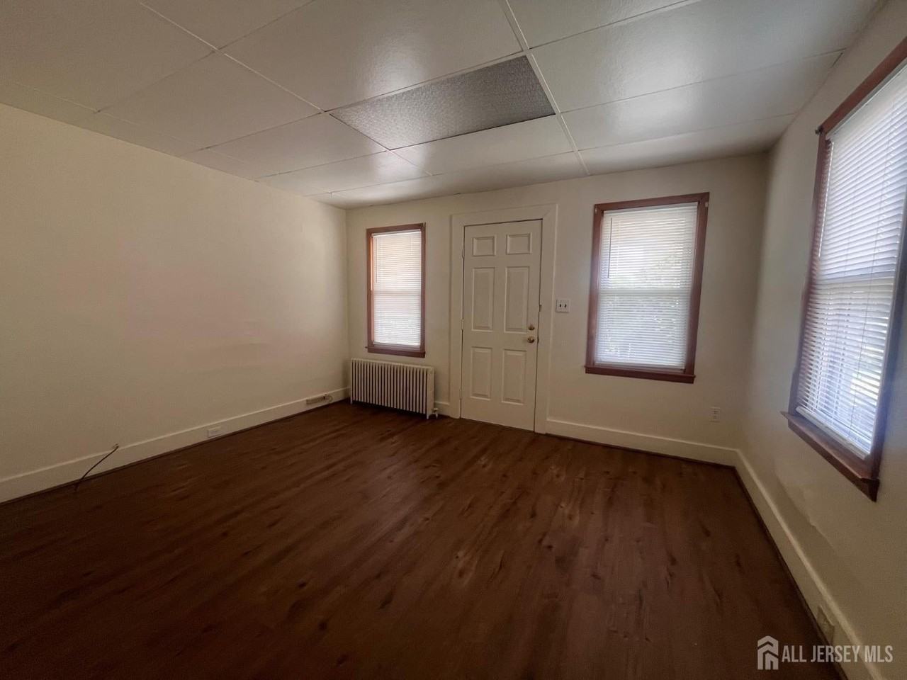 578 Main St - Photo 7 of 18
