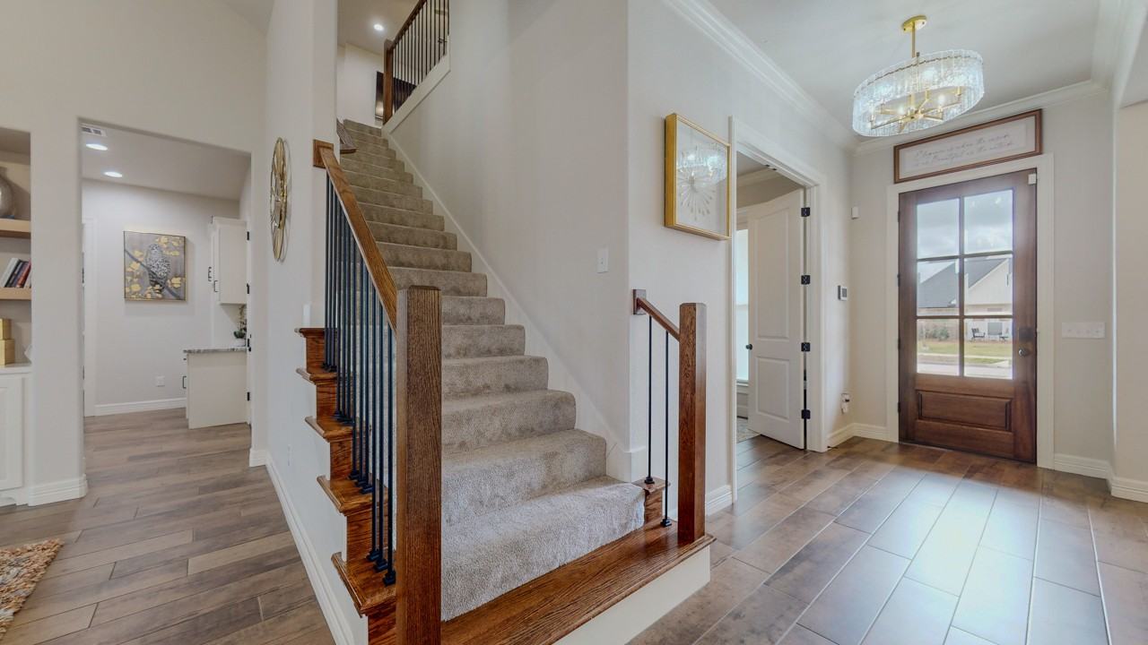 112 Pindo Palm Dr - Photo 5 of 50