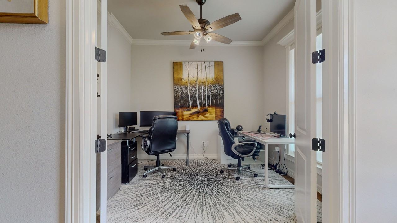 112 Pindo Palm Dr - Photo 7 of 50
