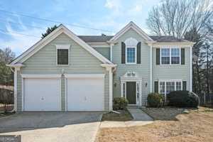 featured image of 658 Glenbarrett Ct Ne