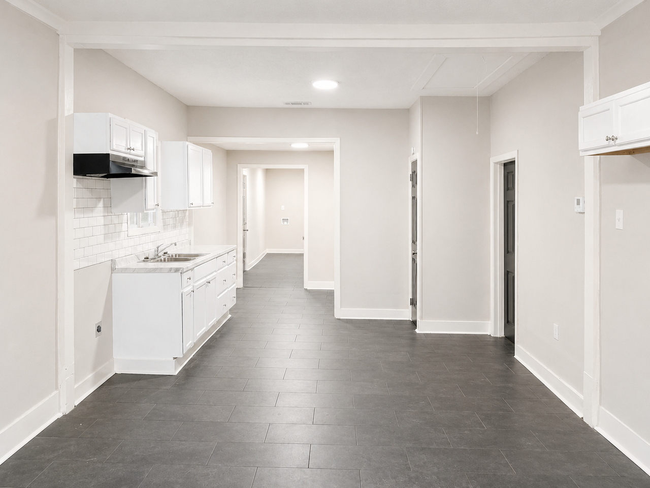 760 Hanley St #1 - Photo 6 of 9