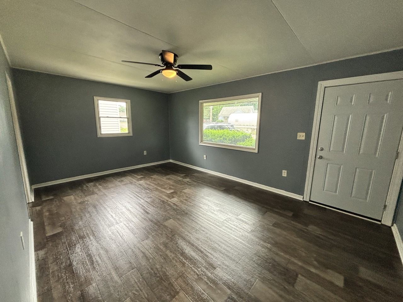 2321 Harmont Ave Ne #1 - Photo 7 of 9