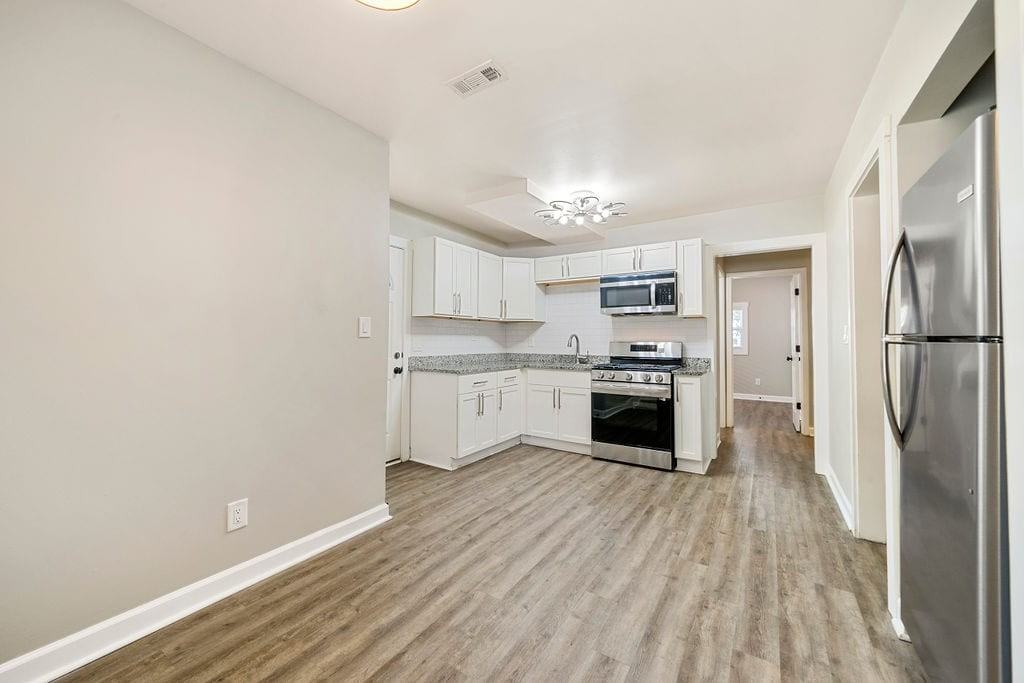 600 Frasier St Se #1 - Photo 5 of 18