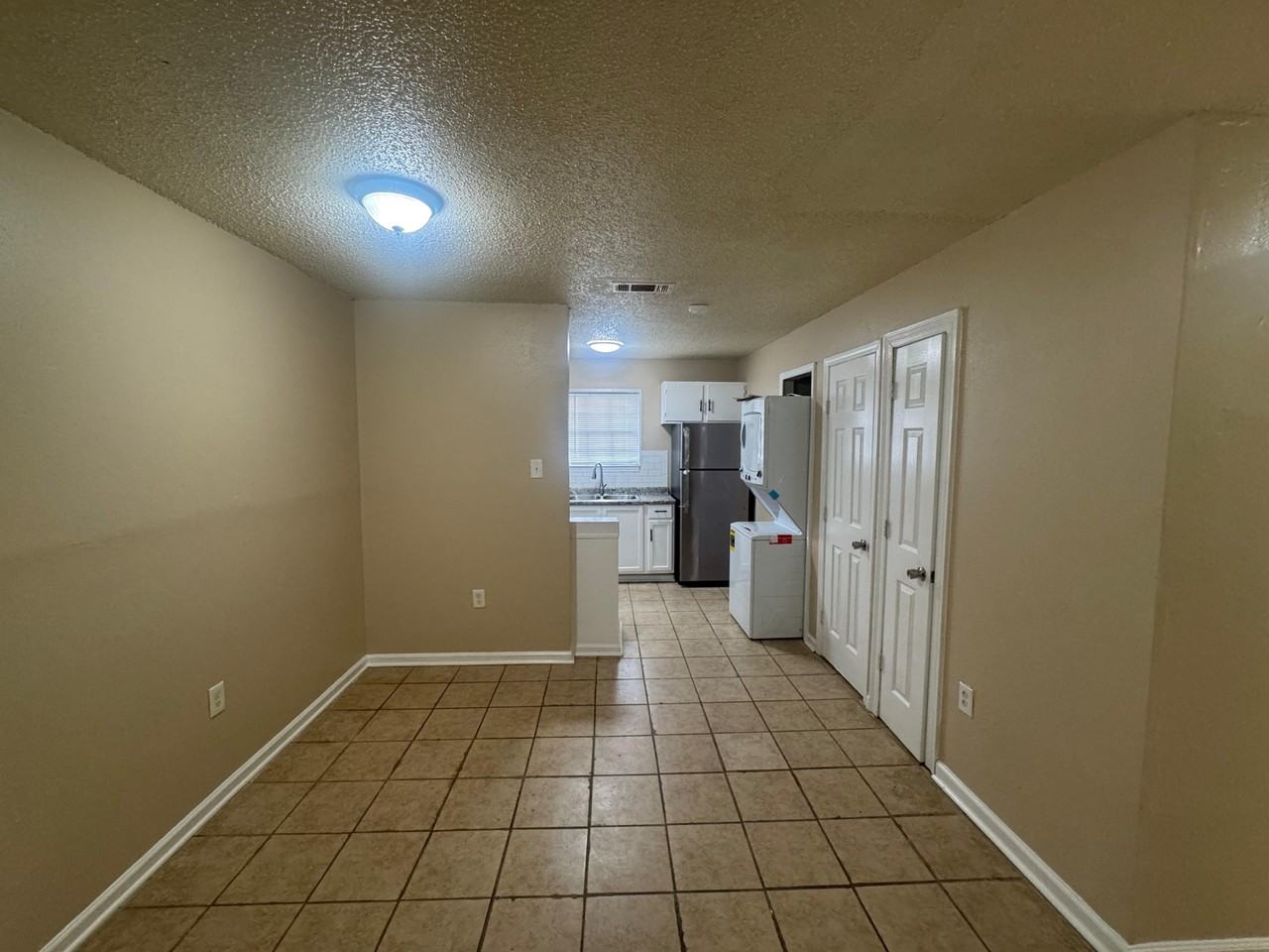 3204 N Stevendale Rd #B - Photo 2 of 10
