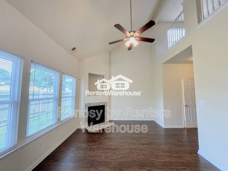 3711 Bay Cres - Photo 6 of 38