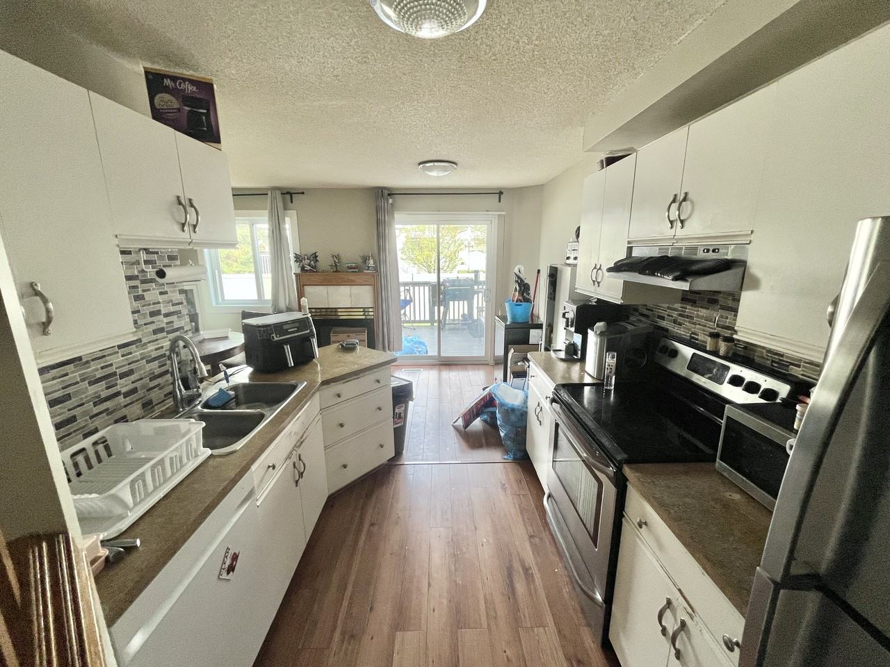 1033 Youville Drive West Nw - Photo 5 of 25
