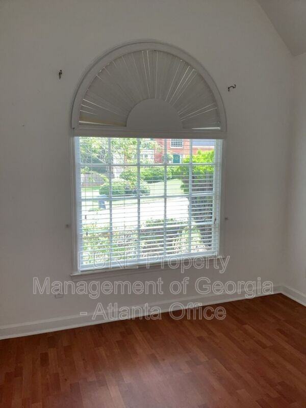 909 Michael Lee Way - Photo 6 of 24