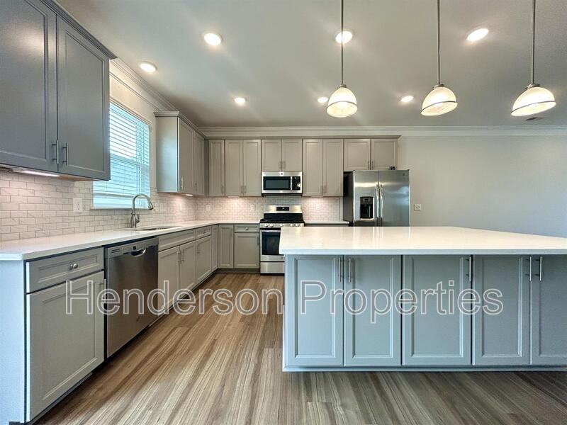 512 Laurel Walk Ln - Photo 7 of 20
