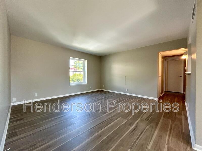 2614 - Photo 5 of 14