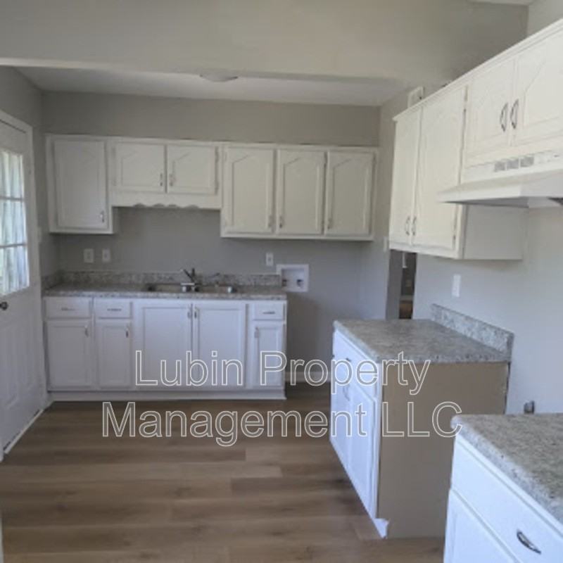 2202 Cassie Ave - Photo 6 of 8