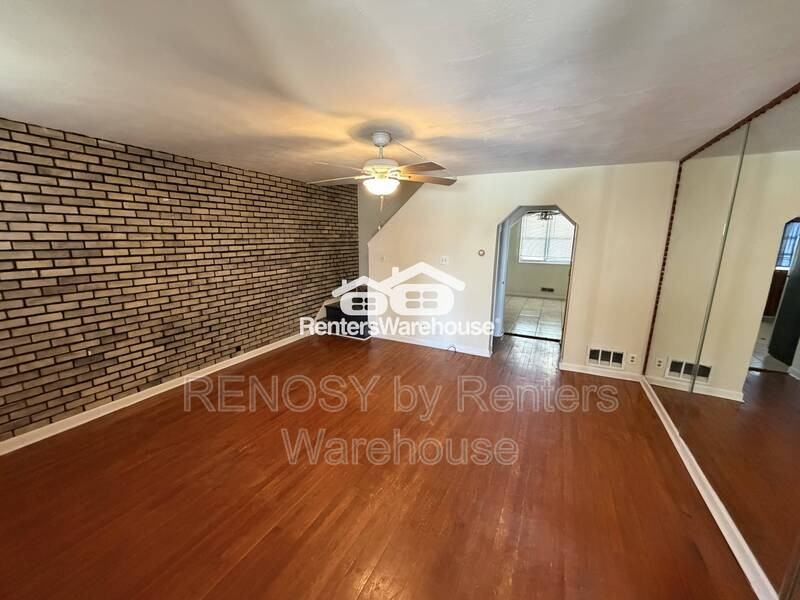 1614 S Ellamont St - Photo 2 of 14