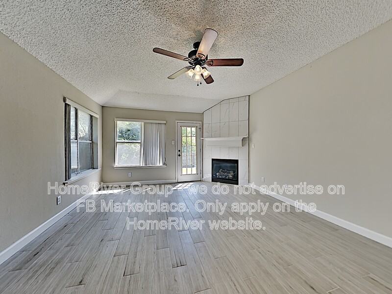 2115 Camelot Dr - Photo 6 of 18