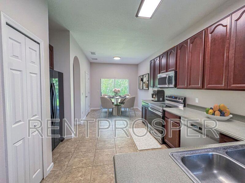 16617 Cedar Crest Dr - Photo 6 of 21