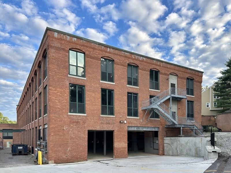 1665 Main St - Photo 6 of 13