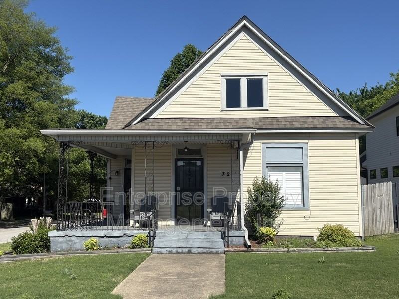 32 N Cooper St - Photo 2 of 6