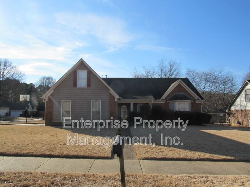 7037 Meadowlands Pl - Photo 2 of 6