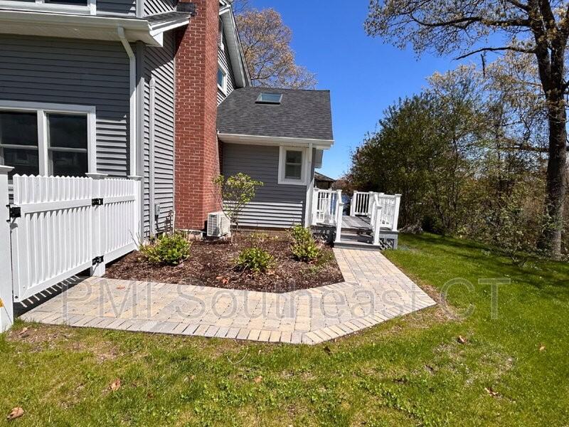 51 Lake Ave - Photo 4 of 33