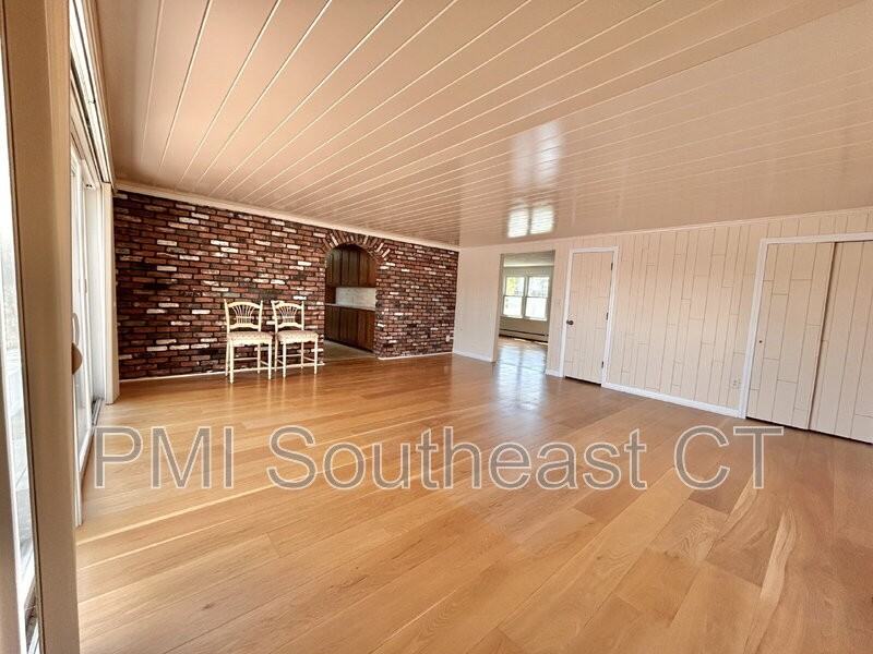 51 Lake Ave - Photo 6 of 33
