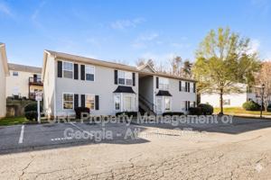 featured image of 1706 Stonehaven Cir #1706