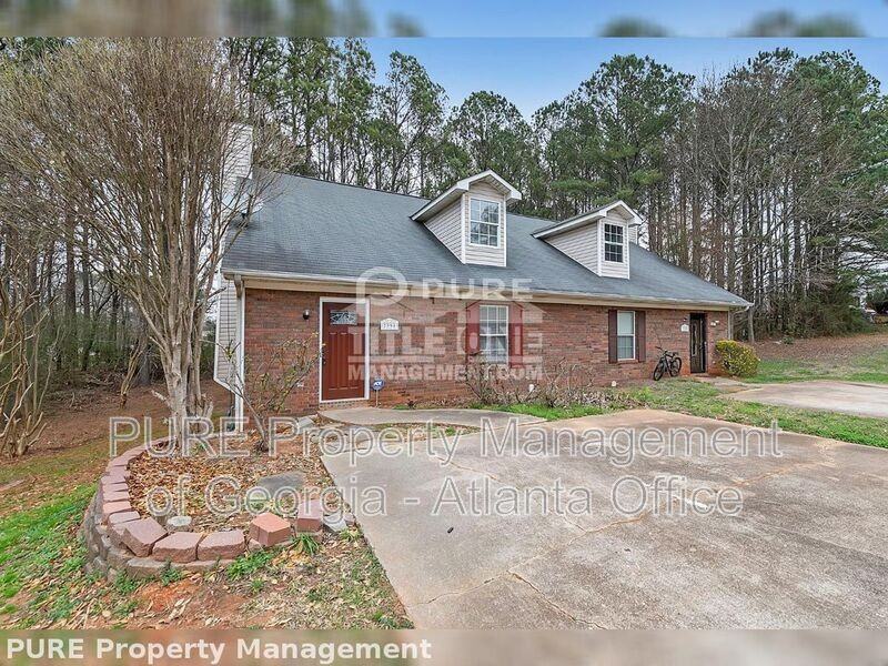 2394 Leeward Ct - Photo 2 of 27